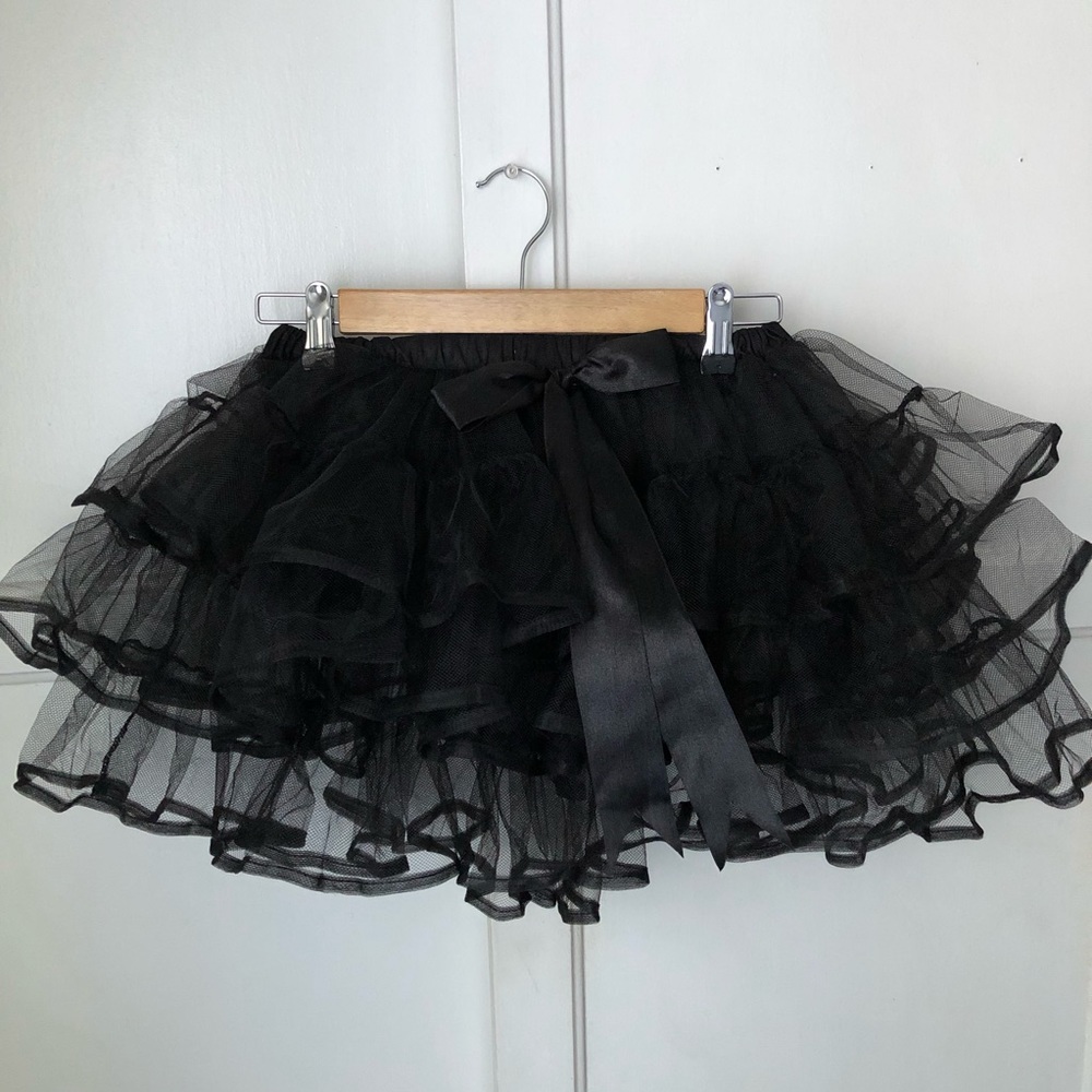 Leg Avenue Black Layered Tulle Petticoat
